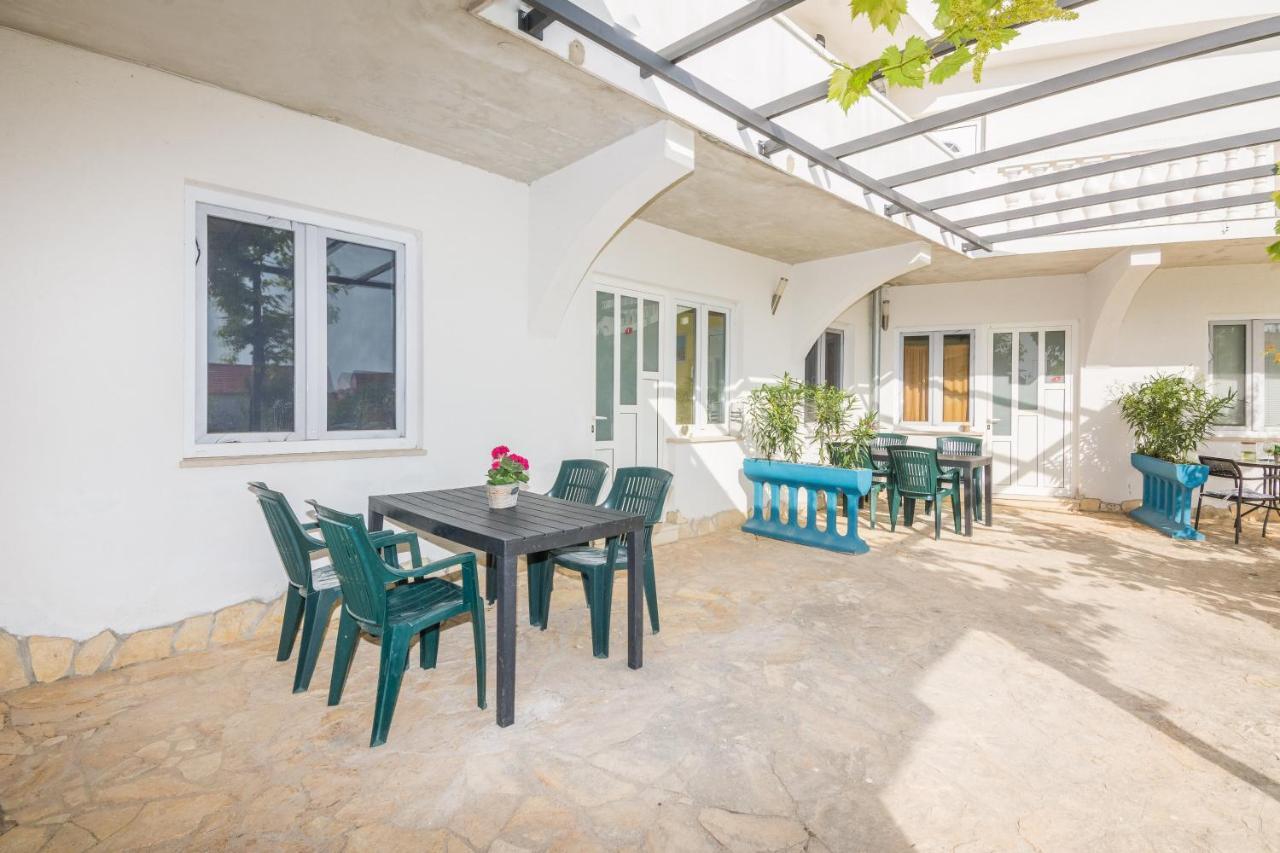 Apartments Barbara ตรีบูนย์ ภายนอก รูปภาพ